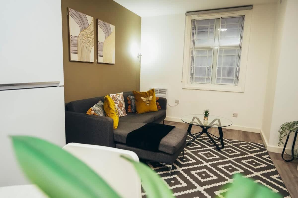 2Br City Centre Apt, Self Check In, Wifi, By Derbnb Sheffield Exterior foto