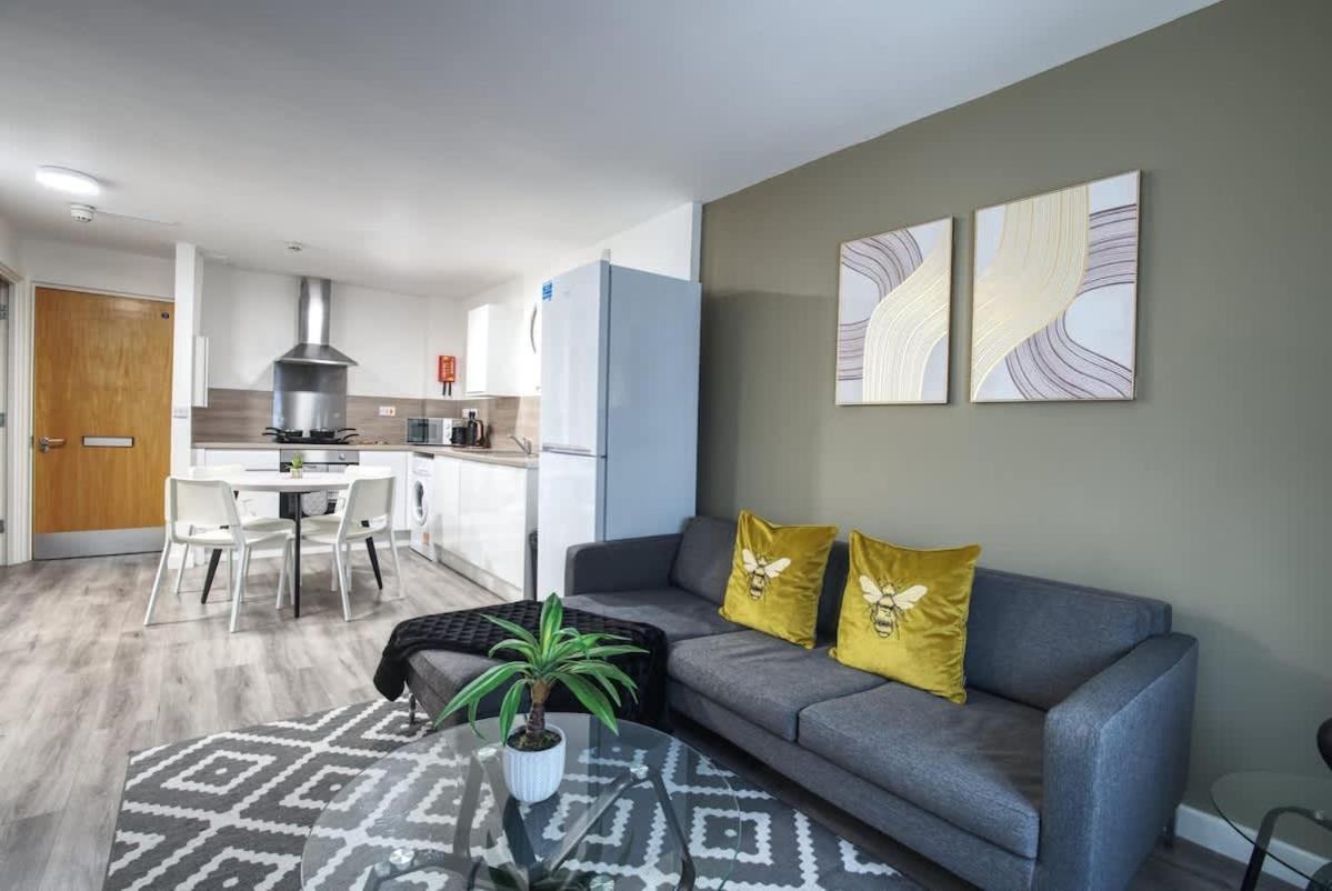 2Br City Centre Apt, Self Check In, Wifi, By Derbnb Sheffield Exterior foto